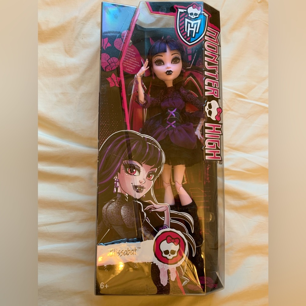 Rare Monster High 18”.  “frightfully tall” Elissabat doll.